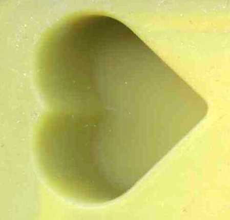 Форма для мыла Маленькое Сердечко около 5 см силикон